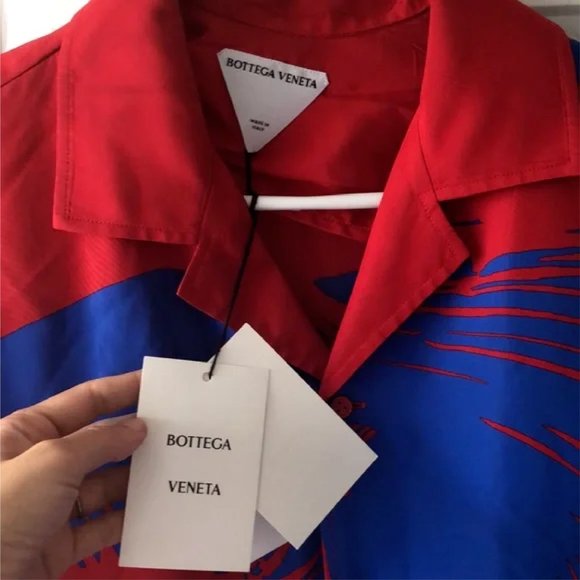 Bottega Veneta Mushroom Print Button Down Short Sleeve Shirt in Blue/Red Size 46 - Picture 12 of 16